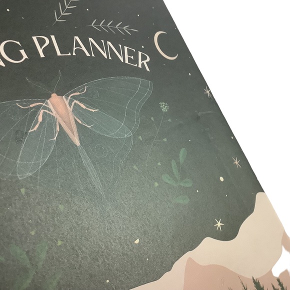 Owlcrate Reading Journal Undated New - Picture 15 of 16